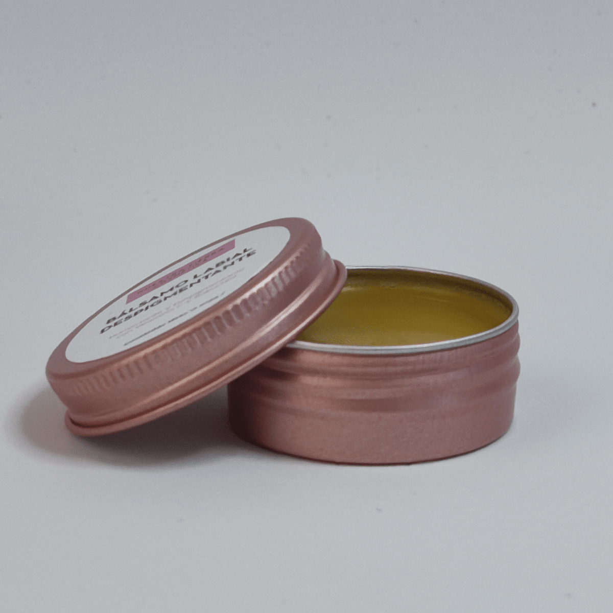 Bálsamo labial despigmentante con Vit. C estable - Nuestra Tierra Cosmética Ancestral