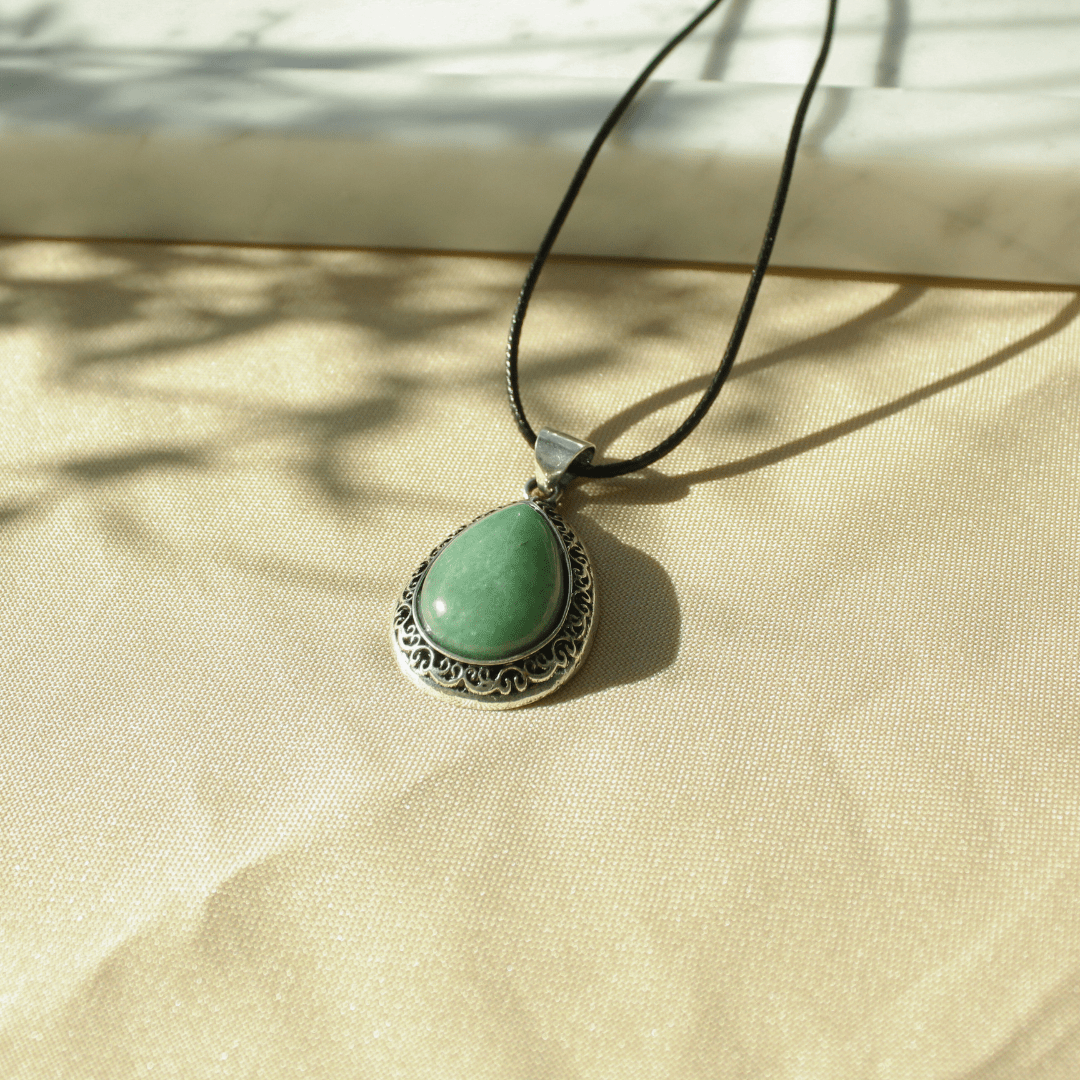 Collar de Poder Bohemian Drop 💎✨ - Nuestra Tierra Cosmética Ancestral
