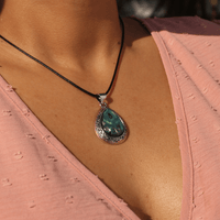 Collar de Poder Bohemian Drop 💎✨ - Nuestra Tierra Cosmética Ancestral