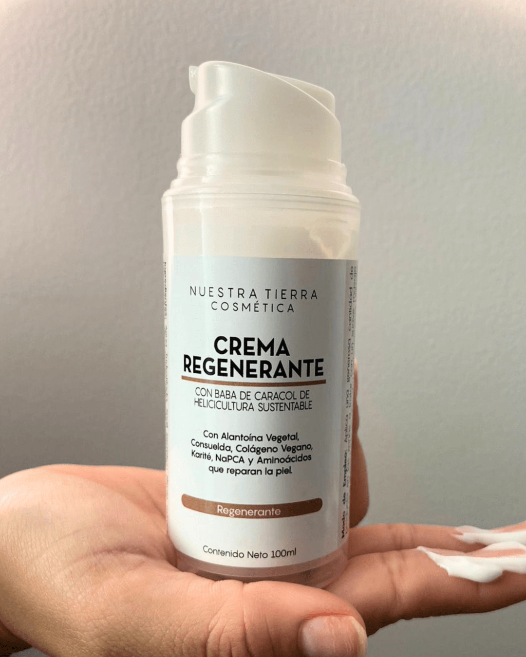 Crema Regenerante de Baba de Caracol - Nuestra Tierra Cosmética Ancestral