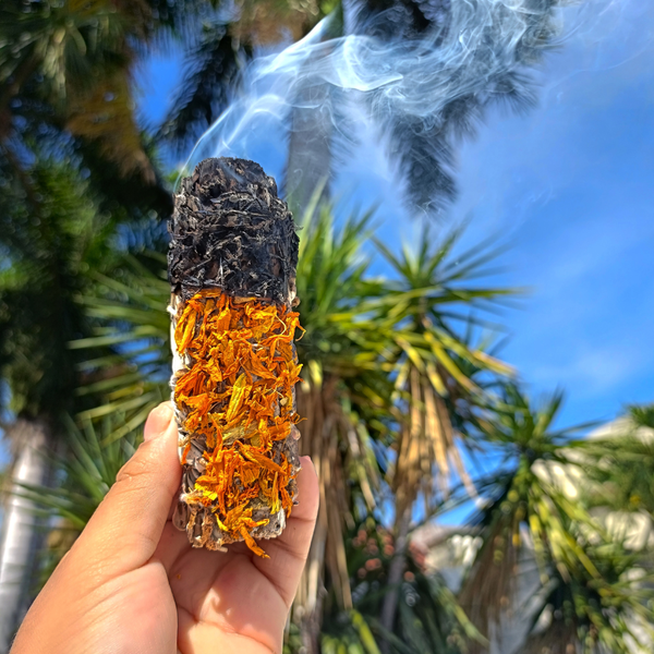 Stick de Salvia, Copal, Incienso y Cempasuchitl 🔥 - Nuestra Tierra Cosmética Ancestral