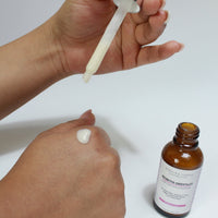 Secretos Orientales Suero Aclarante con Ac. Kojico, Arbutina y Vit. C - Nuestra Tierra Cosmética Ancestral